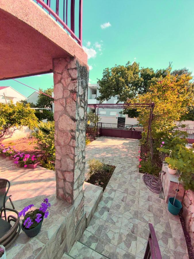 Apartman Arija-Pino Vodice Ngoại thất bức ảnh
