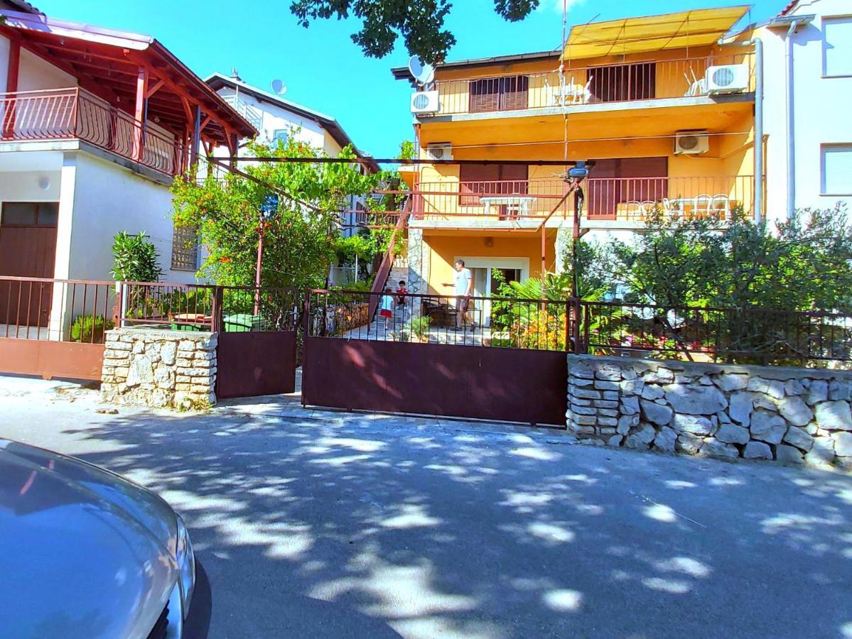 Apartman Arija-Pino Vodice Ngoại thất bức ảnh