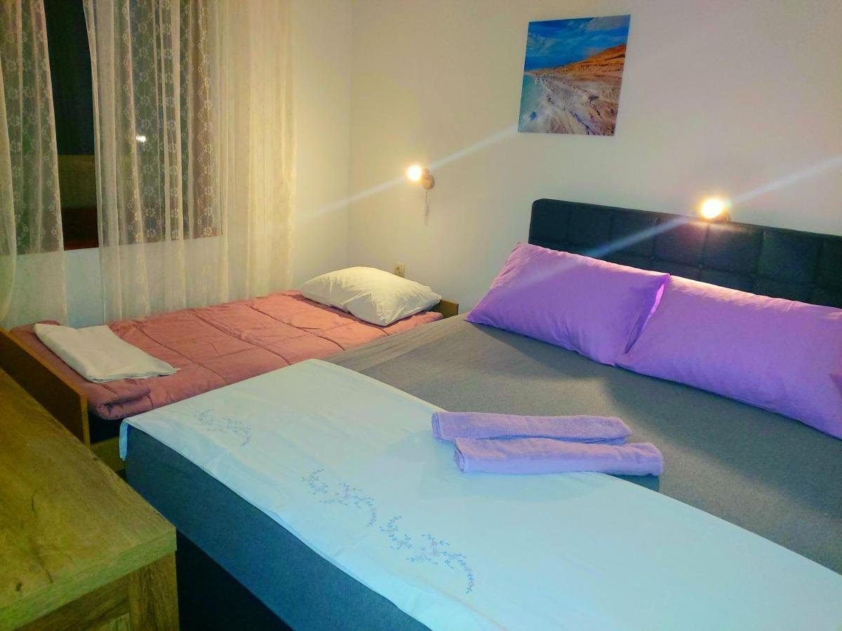 Apartman Arija-Pino Vodice Ngoại thất bức ảnh