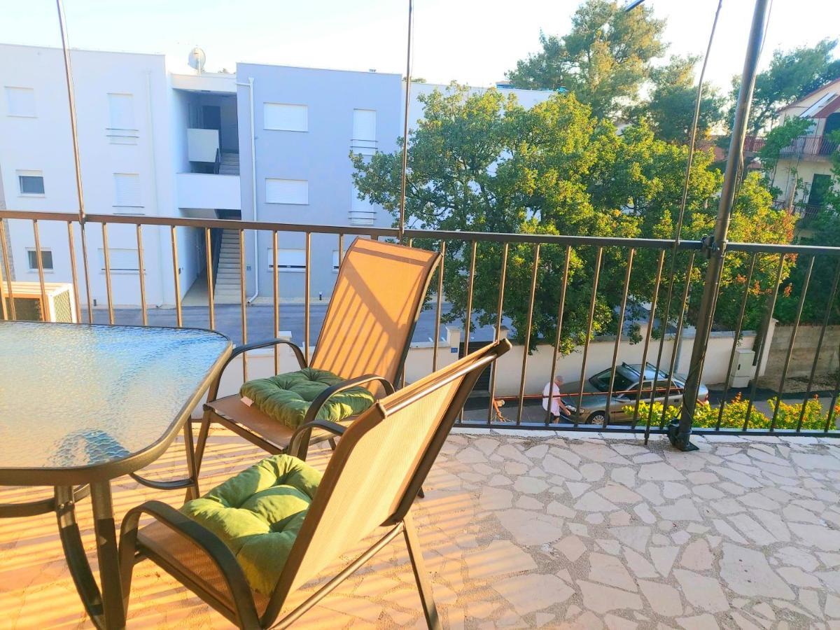 Apartman Arija-Pino Vodice Ngoại thất bức ảnh