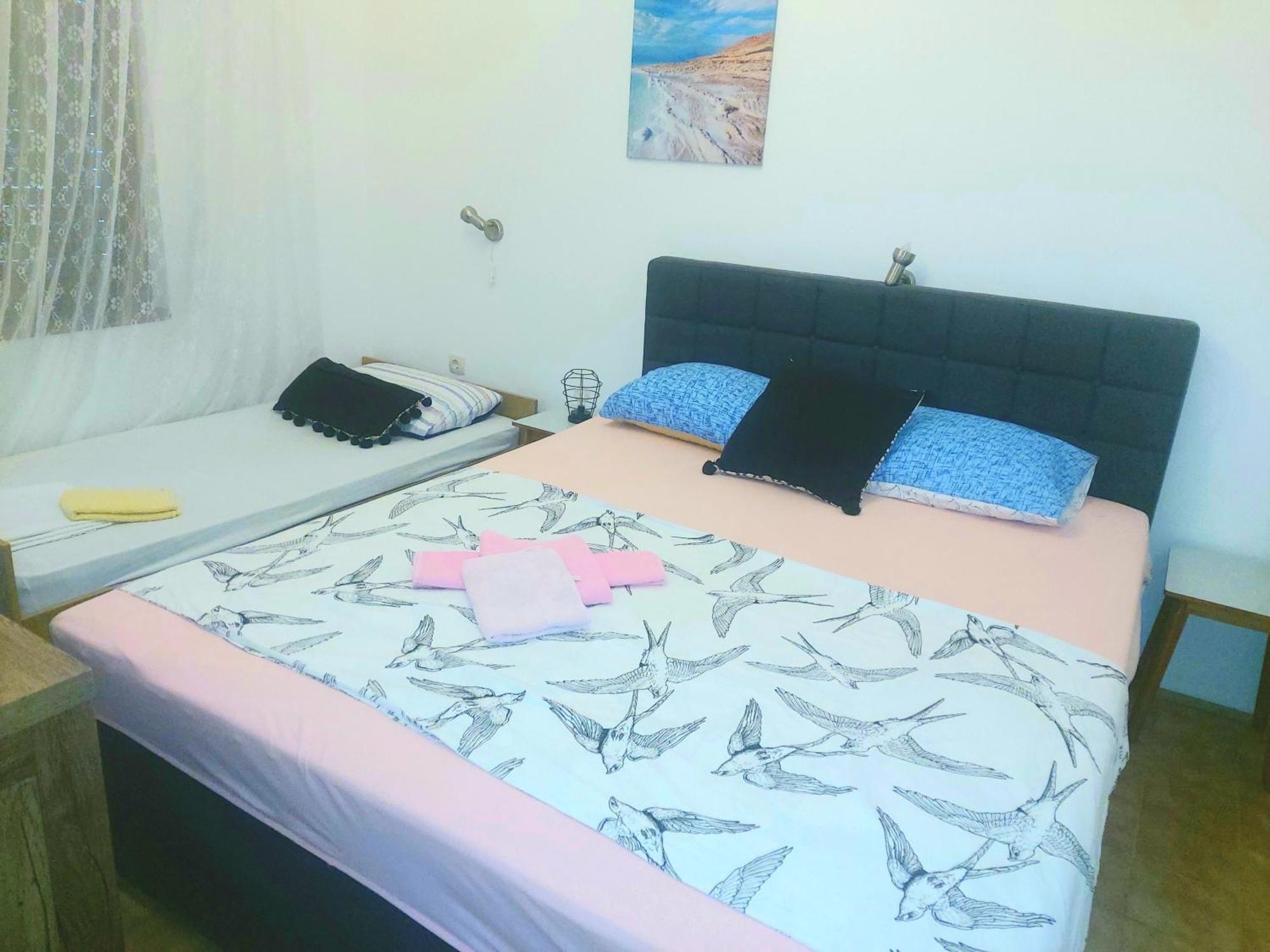 Apartman Arija-Pino Vodice Ngoại thất bức ảnh